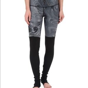 ALO YOGA The Goddess Leggings, High Waist